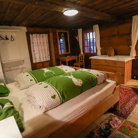 度假居 Haus Hainschneider - Zentrum Tauplitz - By Mynests 陶普利茨